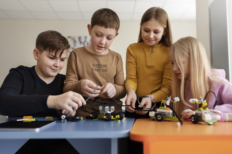 STEM Eğitimi Almanın Çocuklara Sağladığı Avantajlar Nelerdir?